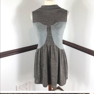 Theme sleeveless dress size M